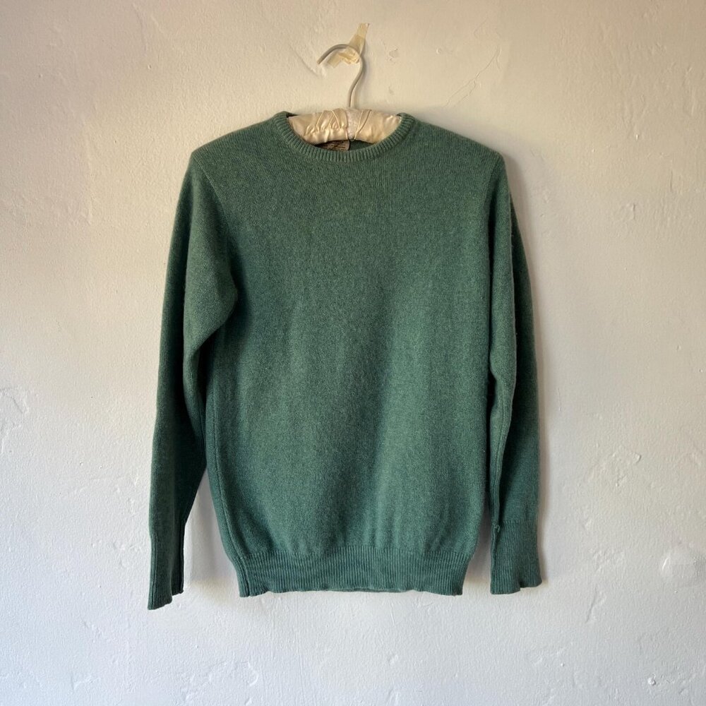 60s vintage cashmere crew neck green cashmere sweater made in Scotland